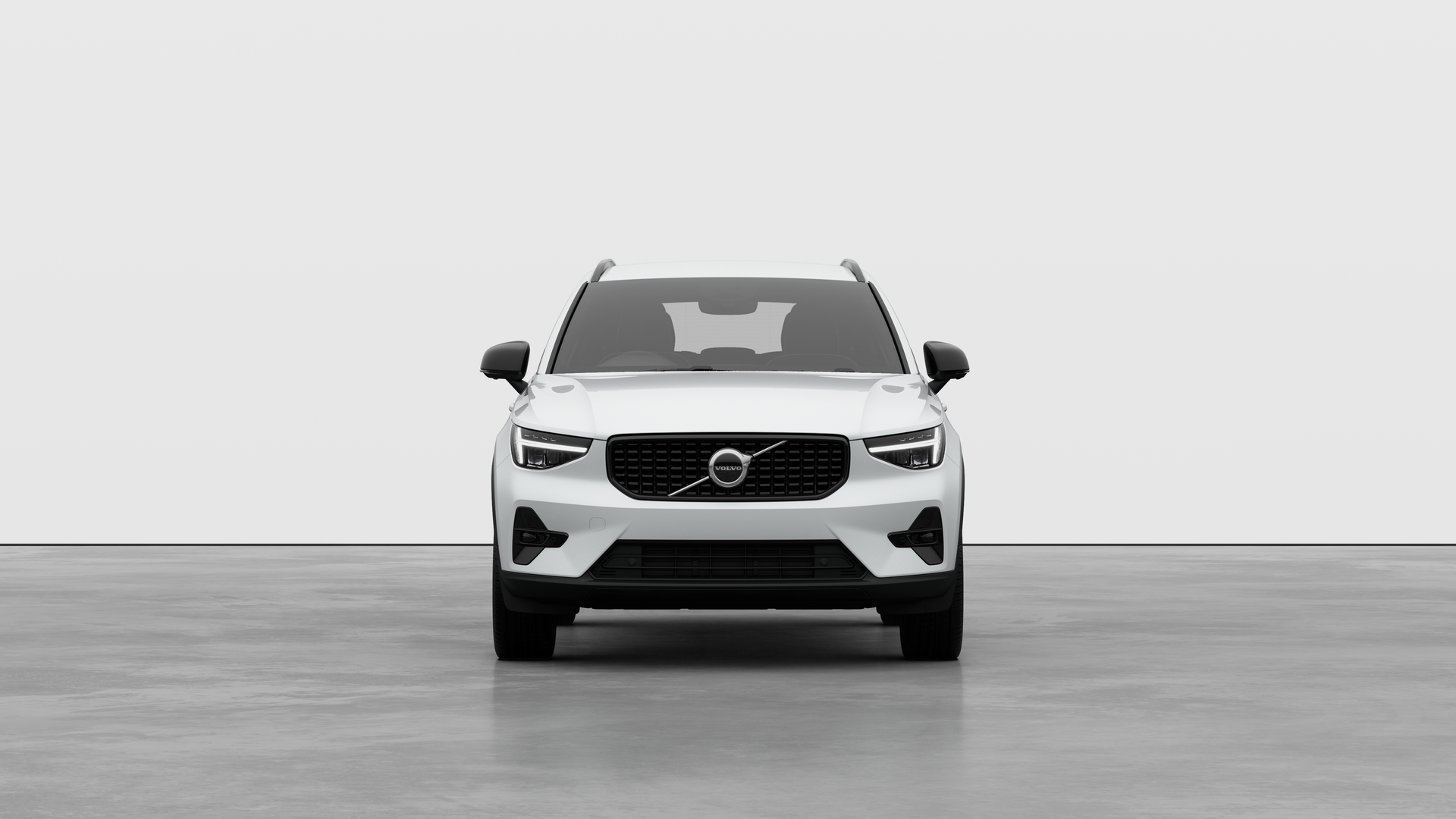  VOLVO XC40 2.0 B3P Plus Dark 5dr Auto