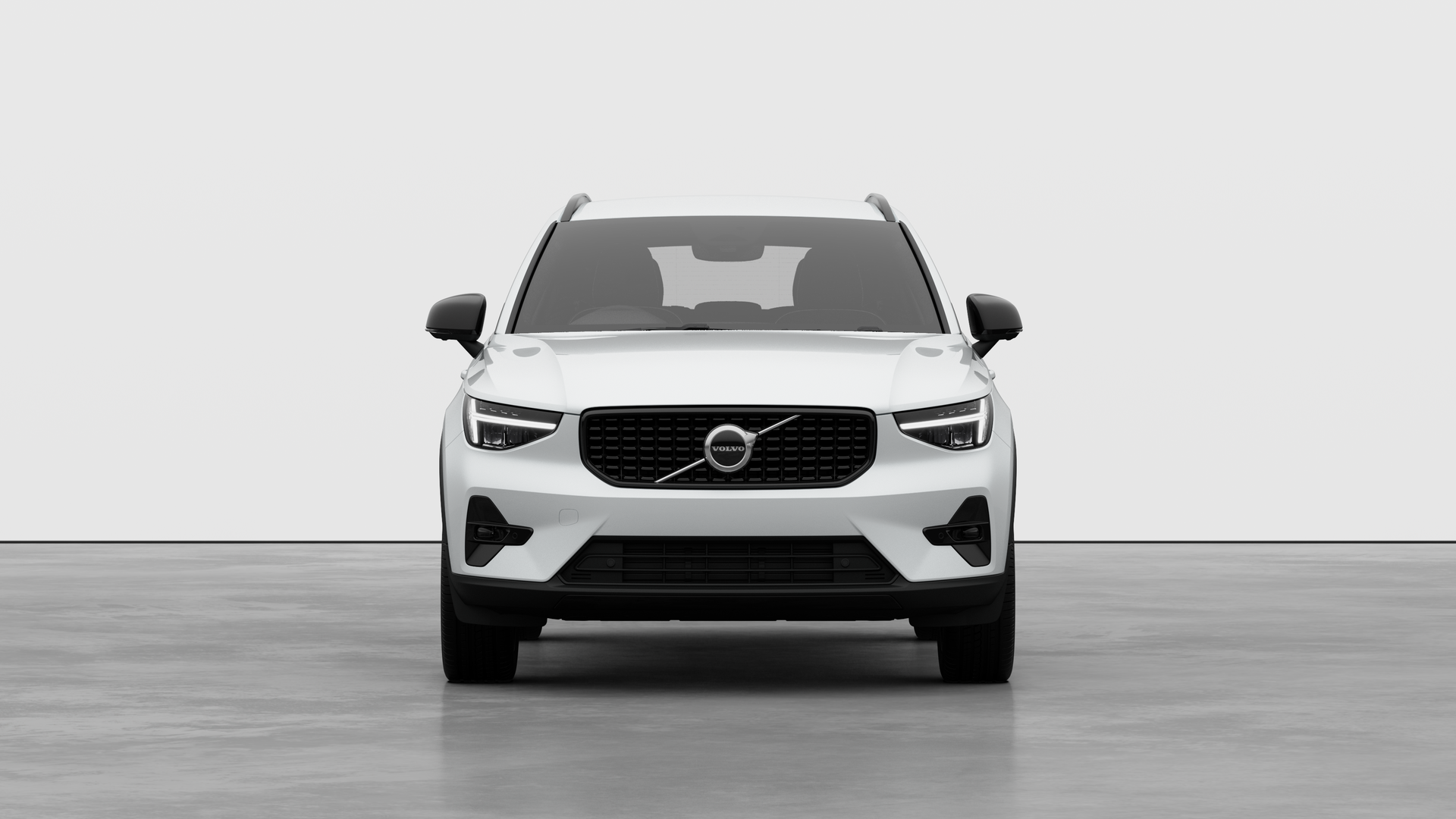  VOLVO XC40 2.0 B4P Plus Dark 5dr Auto