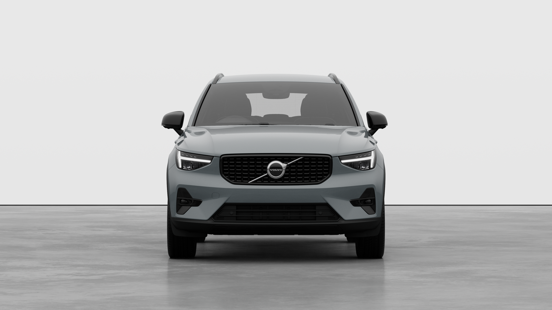  VOLVO XC40 2.0 B4P Plus Dark 5dr Auto