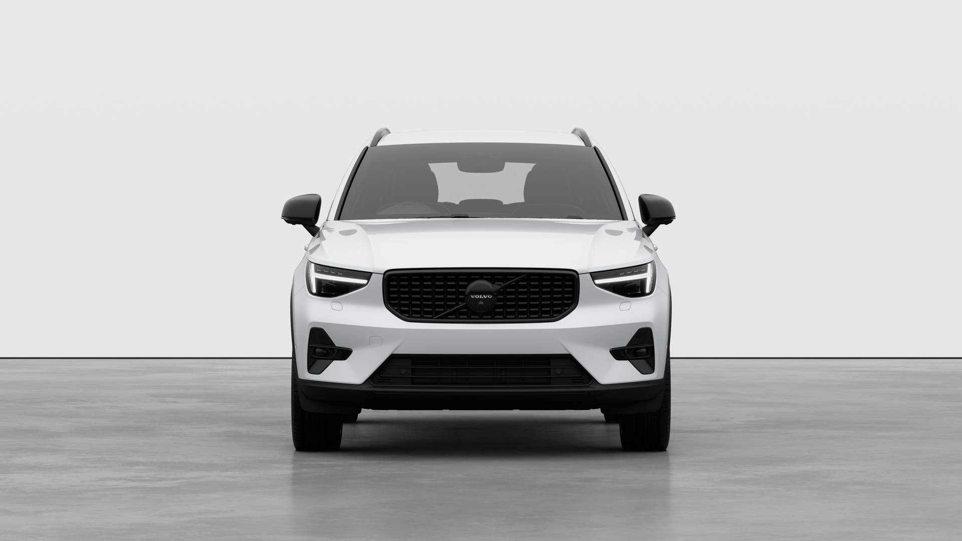  VOLVO XC40 2.0 B4P Plus Black Edition 5dr Auto