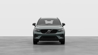 Image two of this Volvo XC40 Estate 2.0 B4P Plus Dark 5dr Auto in Forest Lake