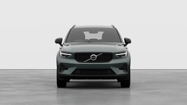 Image two of this Volvo XC40 Estate 2.0 B3P Plus Dark 5dr Auto in Forest Lake