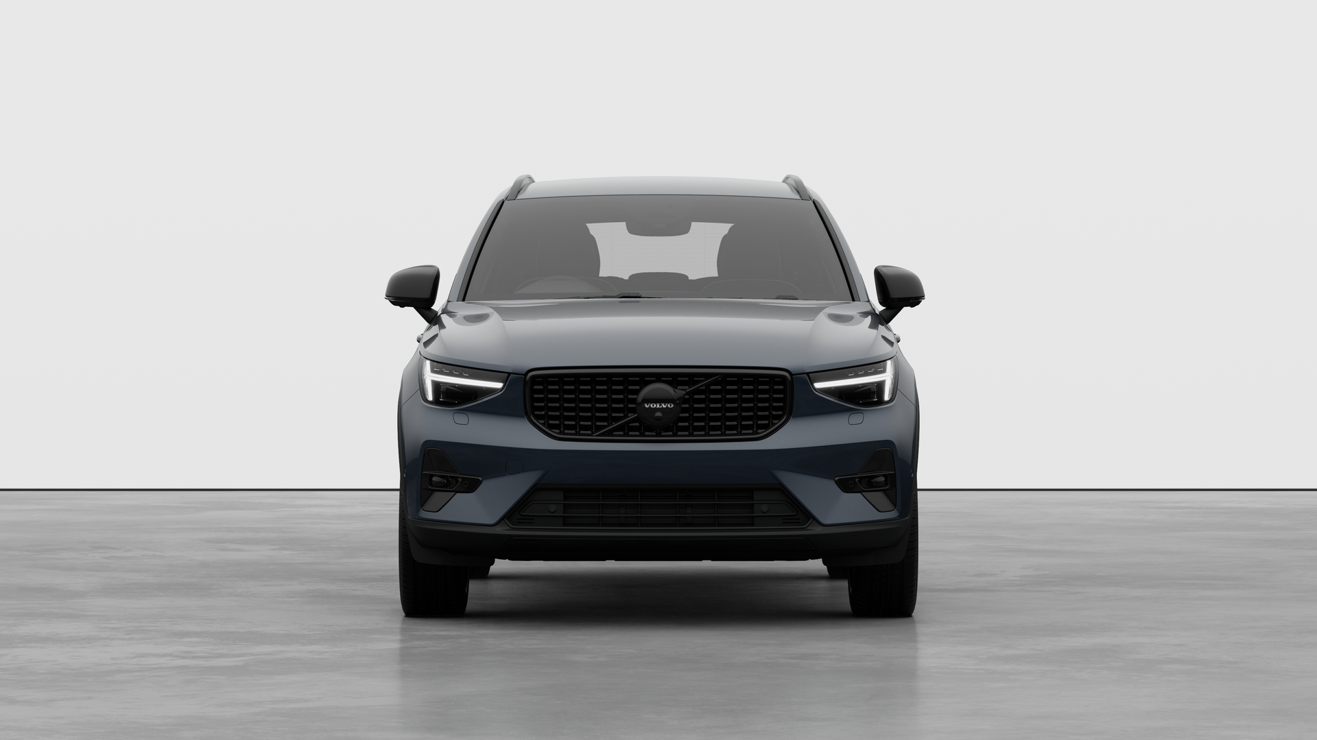  VOLVO XC40 2.0 B3P Plus Black Edition 5dr Auto