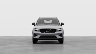 Image two of this Volvo XC40 Estate 2.0 B3P Ultra Dark 5dr Auto in Aurora Silver