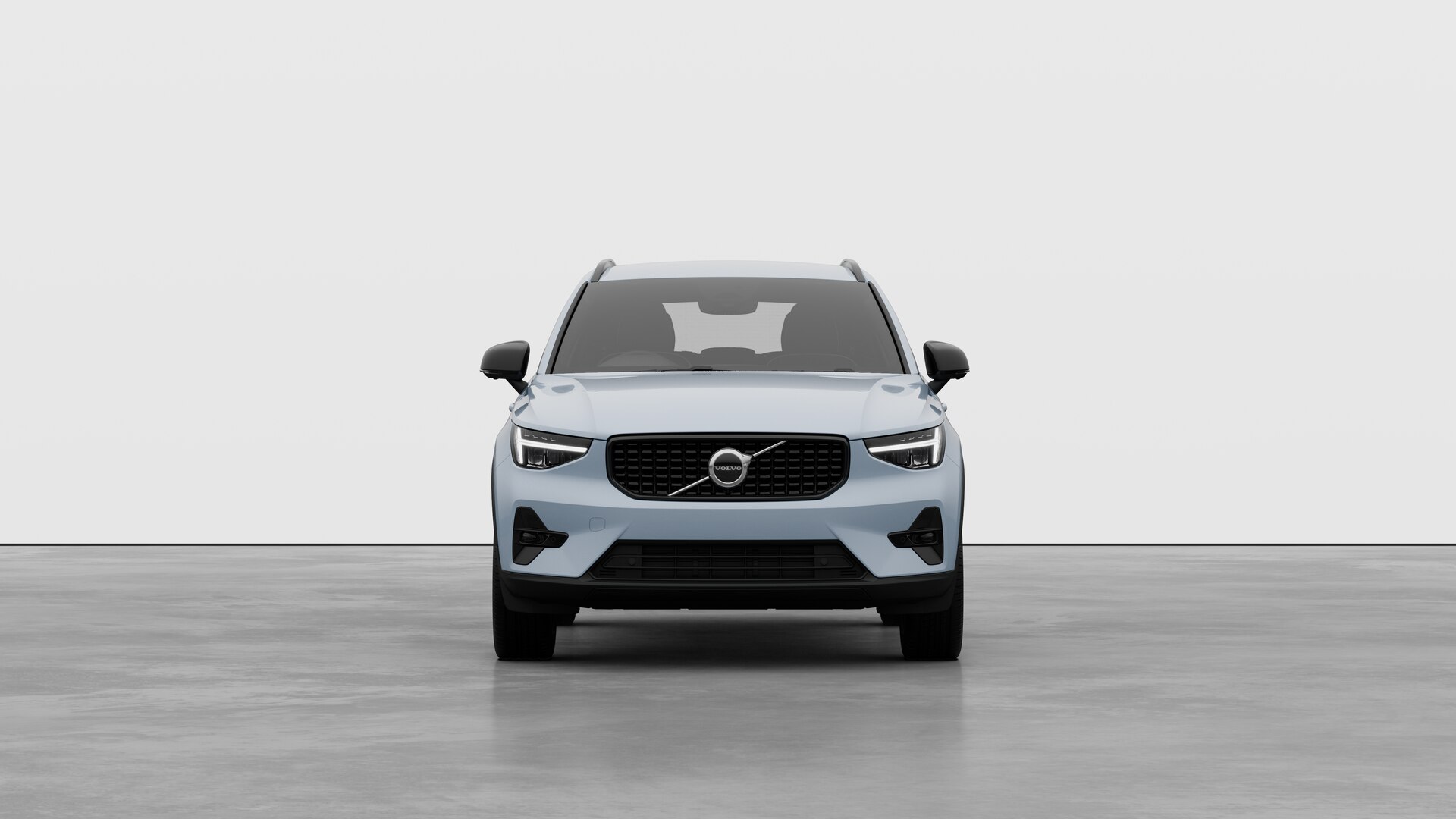  VOLVO XC40 2.0 B4P Plus Dark 5dr Auto