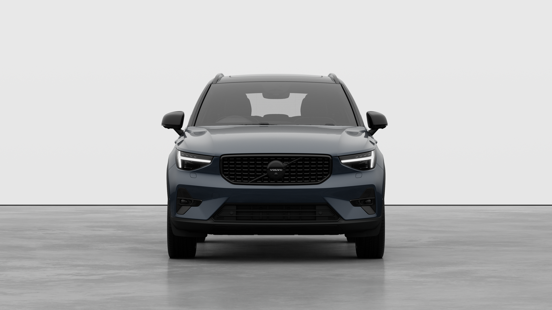  VOLVO XC40 2.0 B3P Ultra Black Edition 5dr Auto