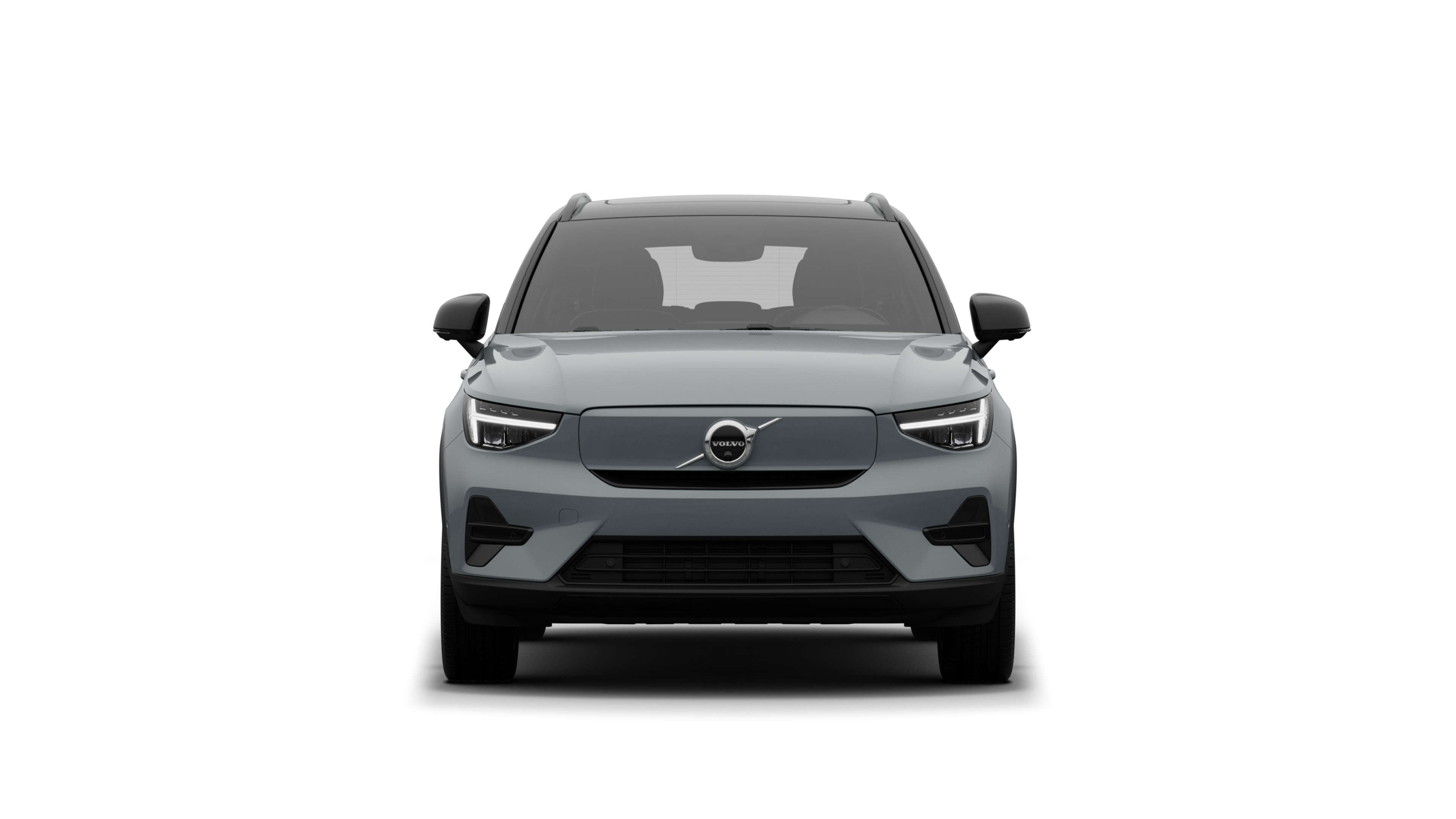 Vue avant d’une Volvo sur un fond de studio uni.
