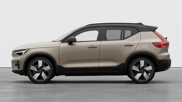 Exterior Studio Left