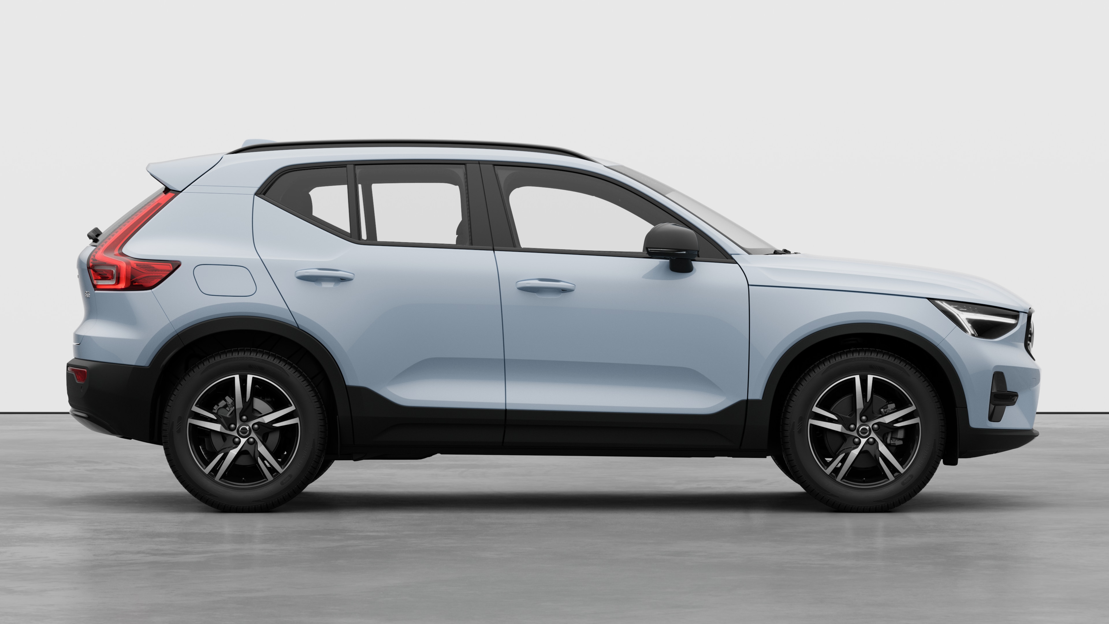 Exterior studio side right