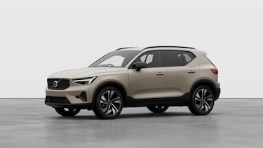 Volvo XC40 Estate 2.0 B4P Plus Dark 5dr Auto in Sand Dune