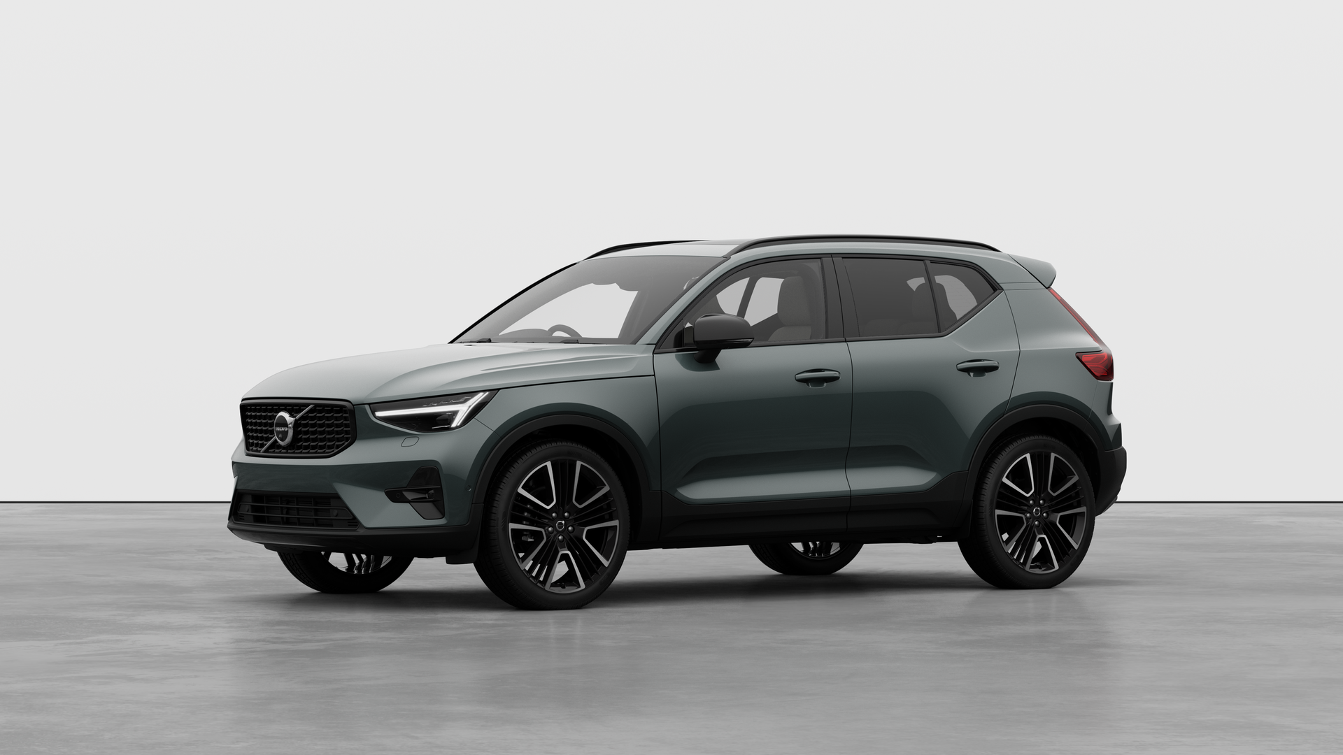  VOLVO XC40 2.0 B4P Ultra Dark 5dr Auto