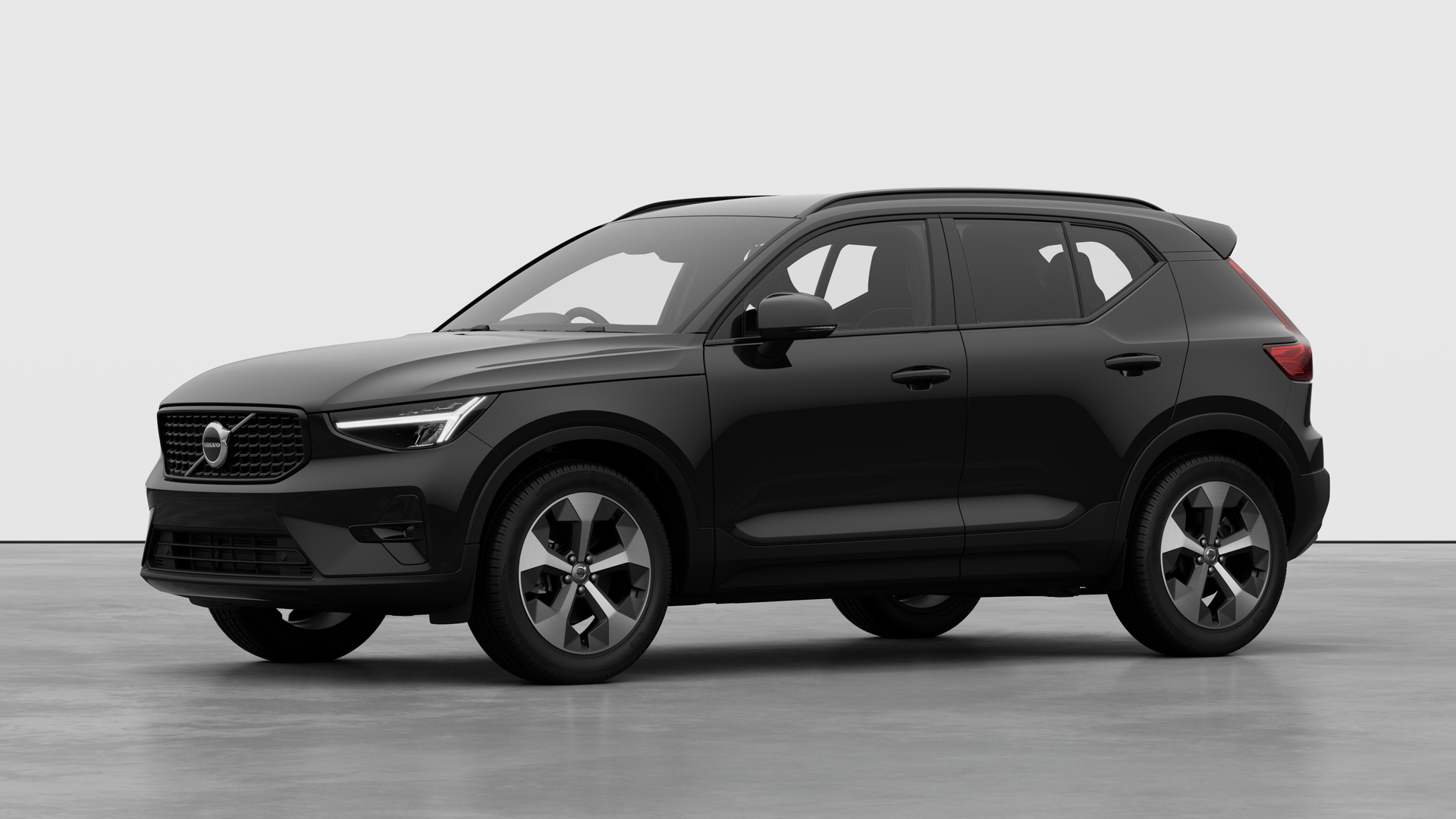  VOLVO XC40 2.0 B4P Plus Dark 5dr Auto