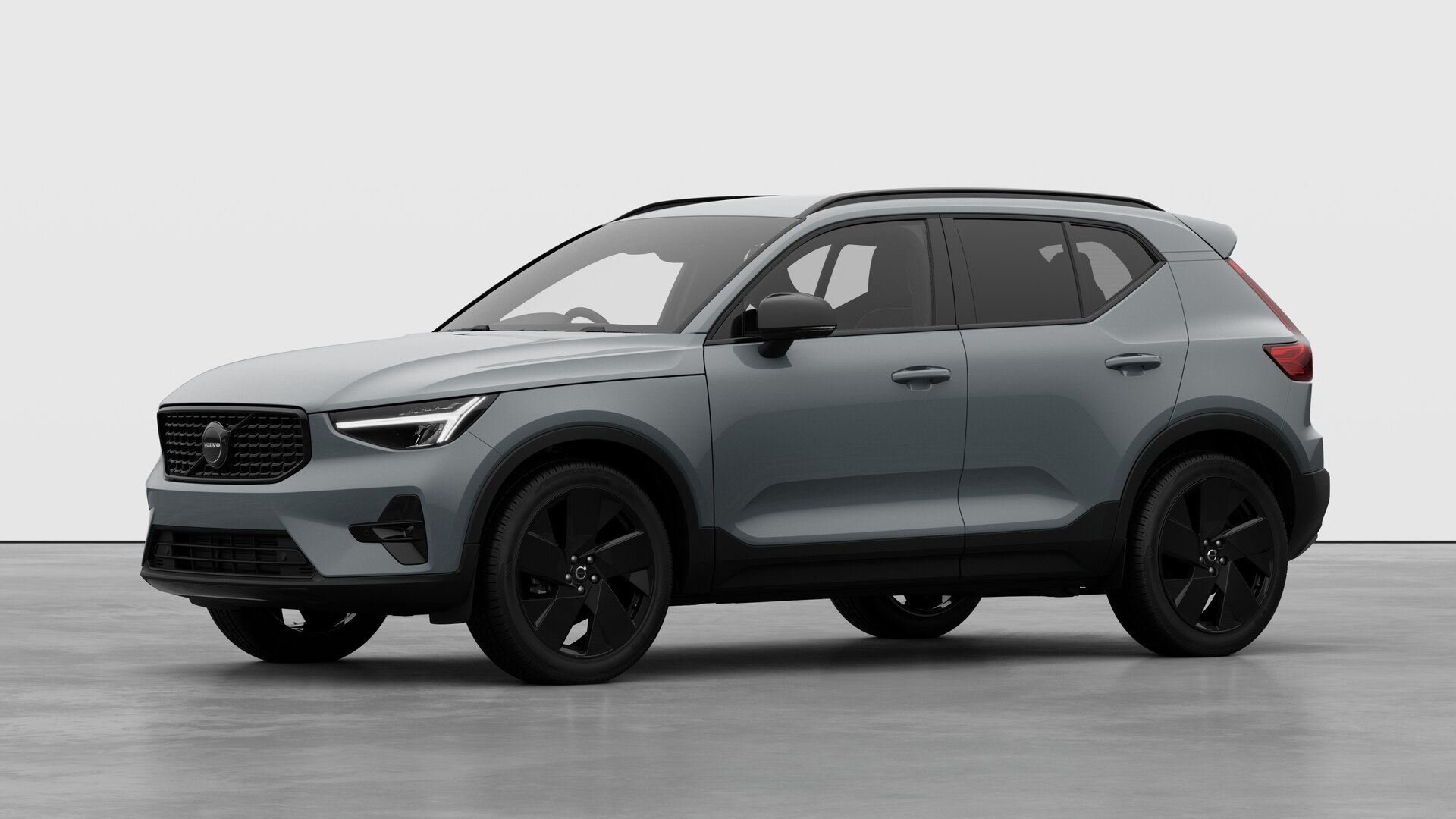  VOLVO XC40 2.0 B3P Plus Black Edition 5dr Auto
