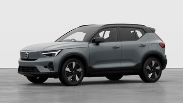 Exterior Studio Three Quarters Front Left