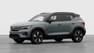 Exterior Studio Three Quarters Front Left