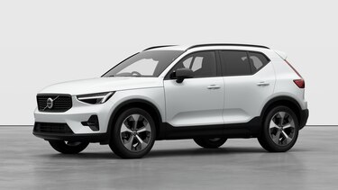 Volvo XC40 Estate 2.0 B3P Plus Dark 5dr Auto in Crystal White