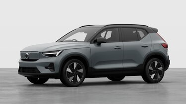 Exterior Studio Three Quarters Front Left