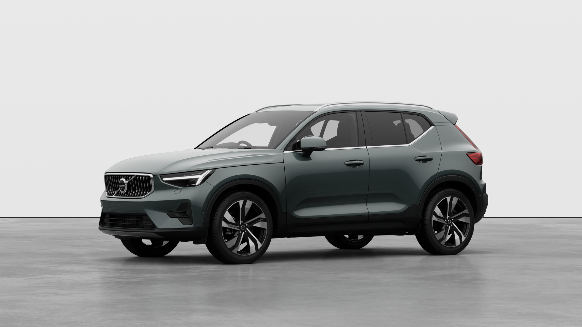 VOLVO XC40 2.0 B4P Ultra Bright 5dr Auto