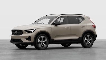 Volvo XC40 Estate 2.0 B3P Plus Dark 5dr Auto in Sand Dune