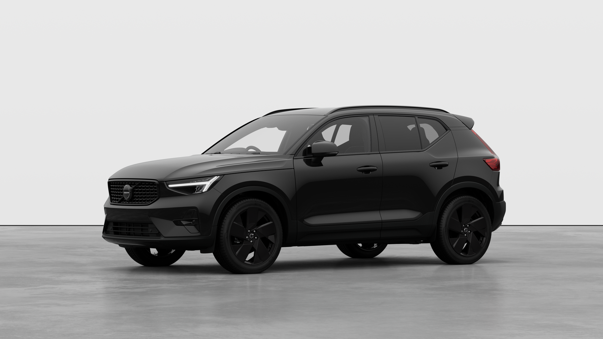  VOLVO XC40 2.0 B4P Plus Black Edition 5dr Auto