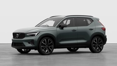 Volvo XC40 Estate 2.0 B4P Ultra Dark 5dr Auto in Forest Lake