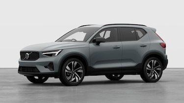 Volvo XC40 Estate 2.0 B3P Plus Dark 5dr Auto in Vapour Grey