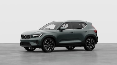 Volvo XC40 Estate 2.0 B4P Ultra Bright 5dr Auto in Forest Lake