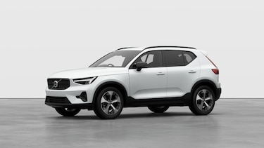 Volvo XC40 Estate 2.0 B4P Plus Dark 5dr Auto in Crystal White