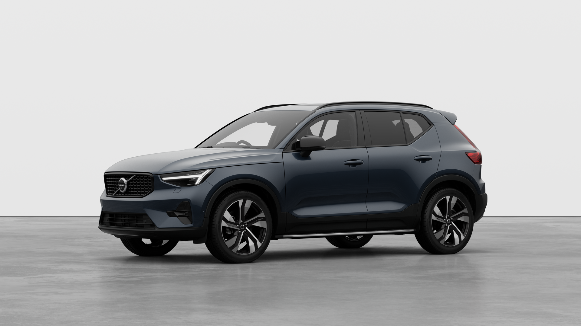  VOLVO XC40 2.0 B4P Ultra Dark 5dr Auto