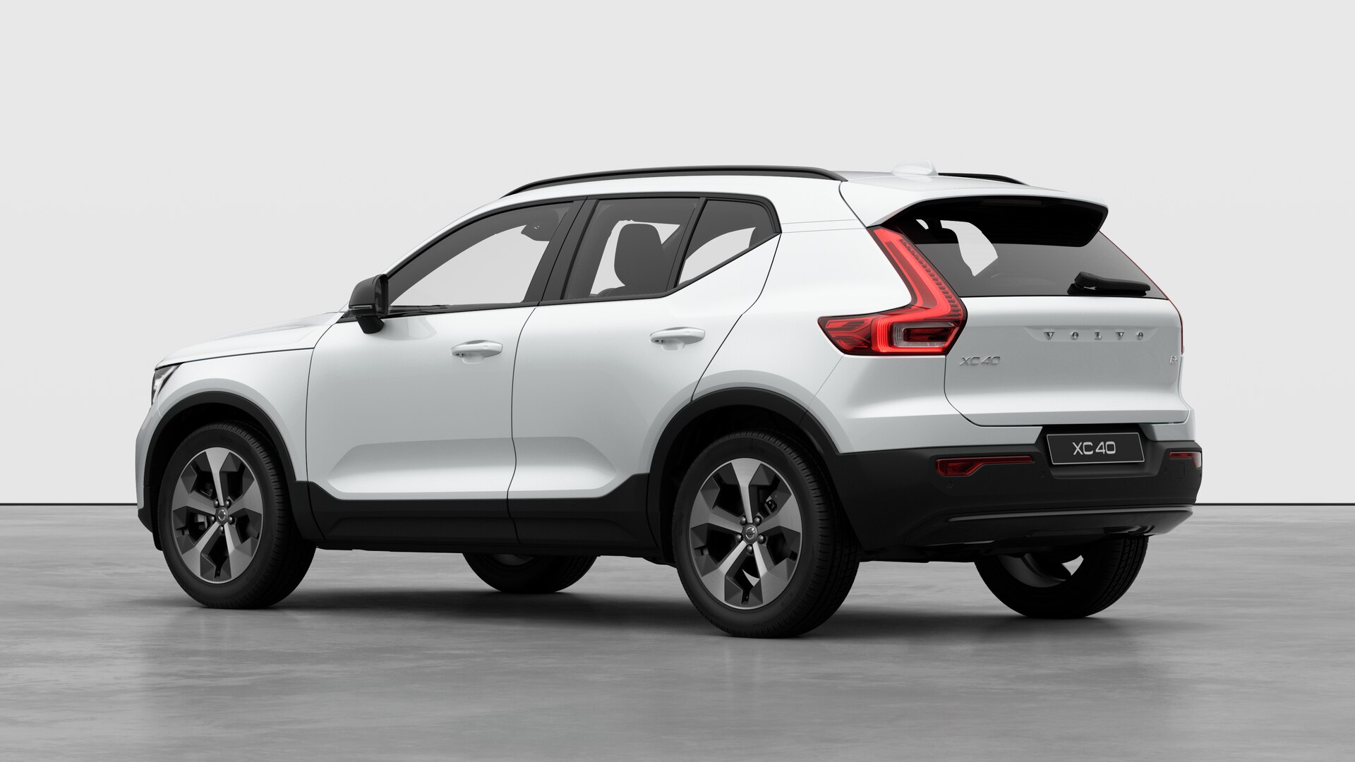  VOLVO XC40 2.0 B3P Plus Dark 5dr Auto 4706304