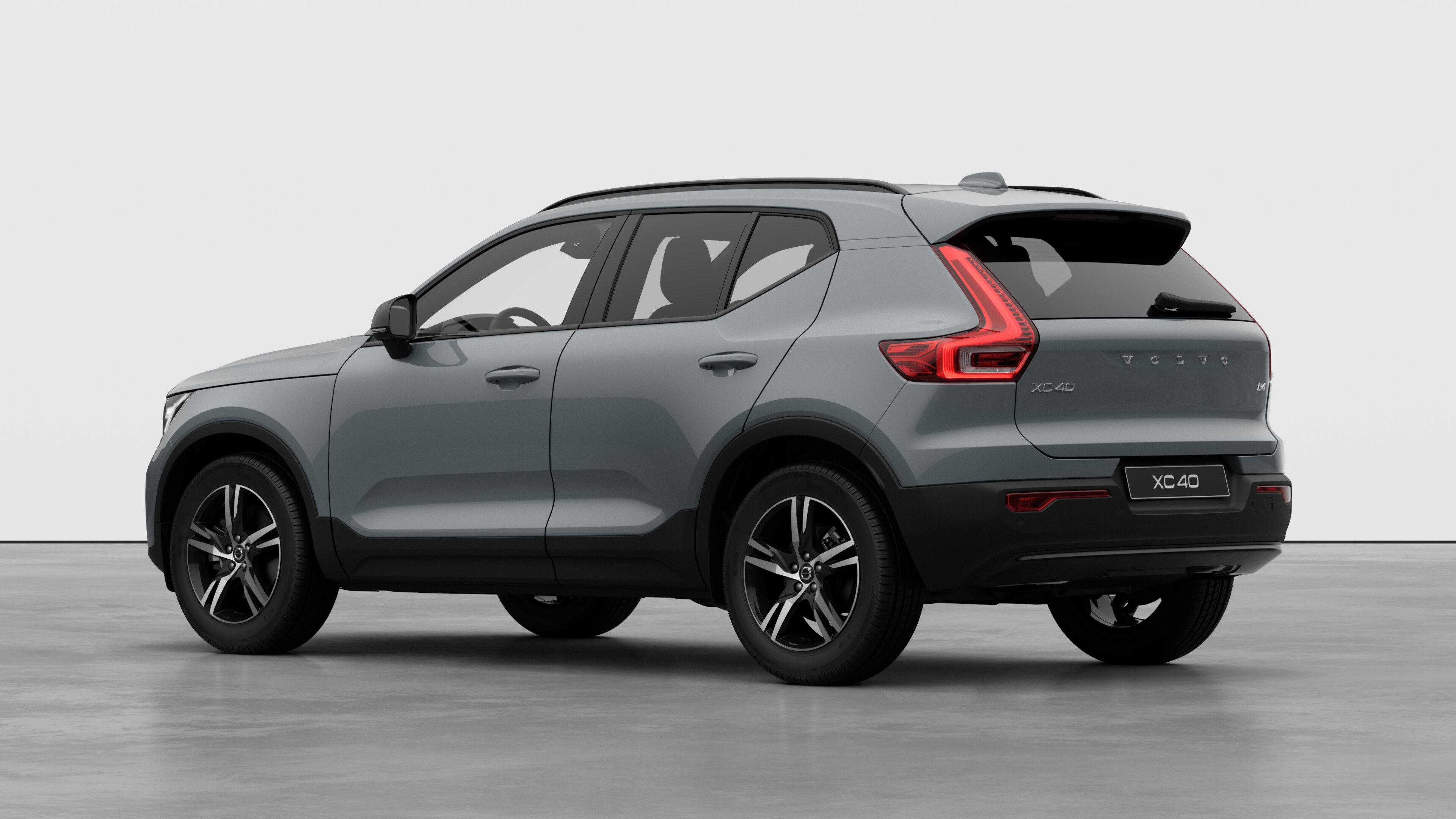 Exterior studio three quarters rear left