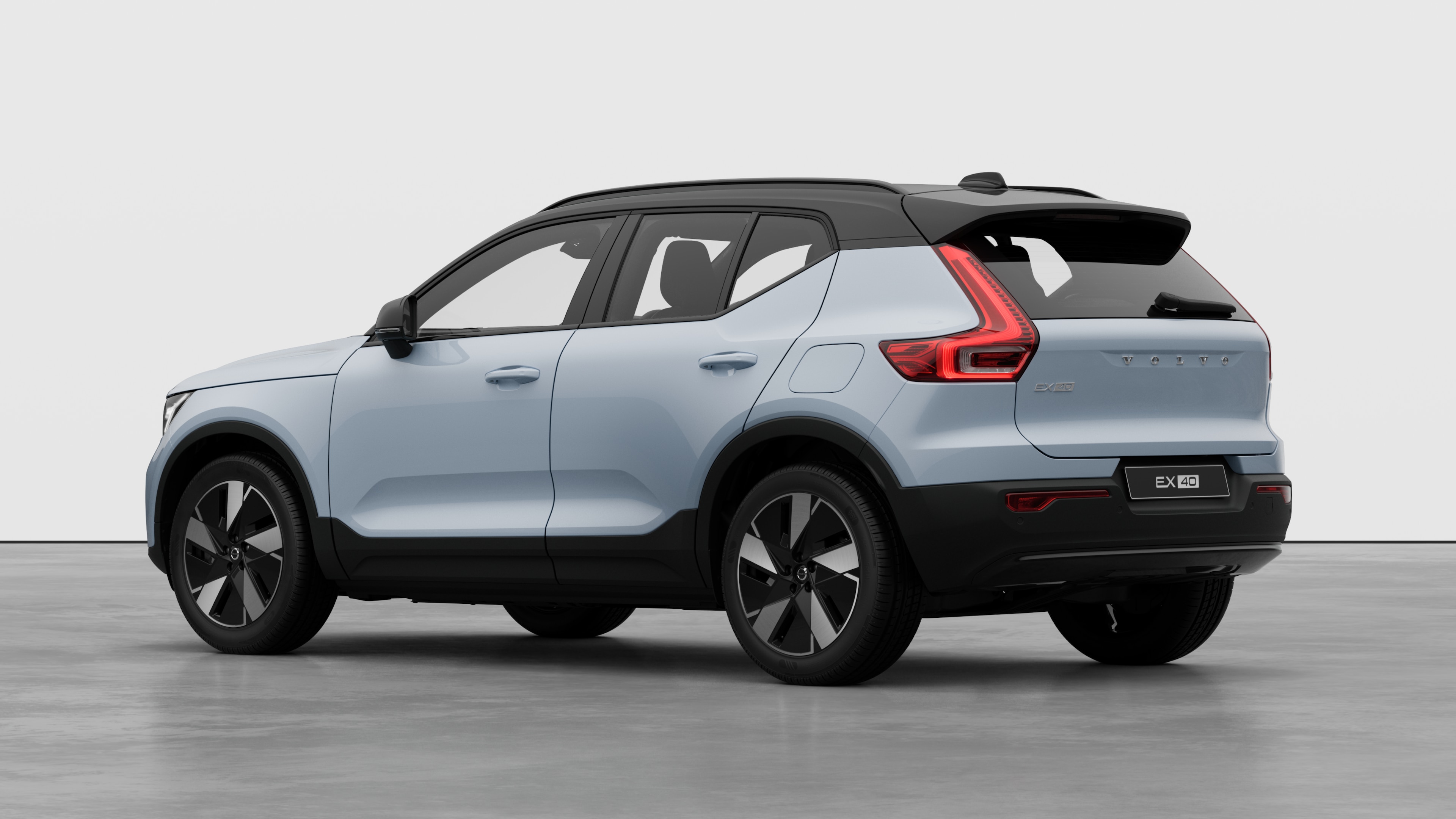 Exterior studio three quarters rear left