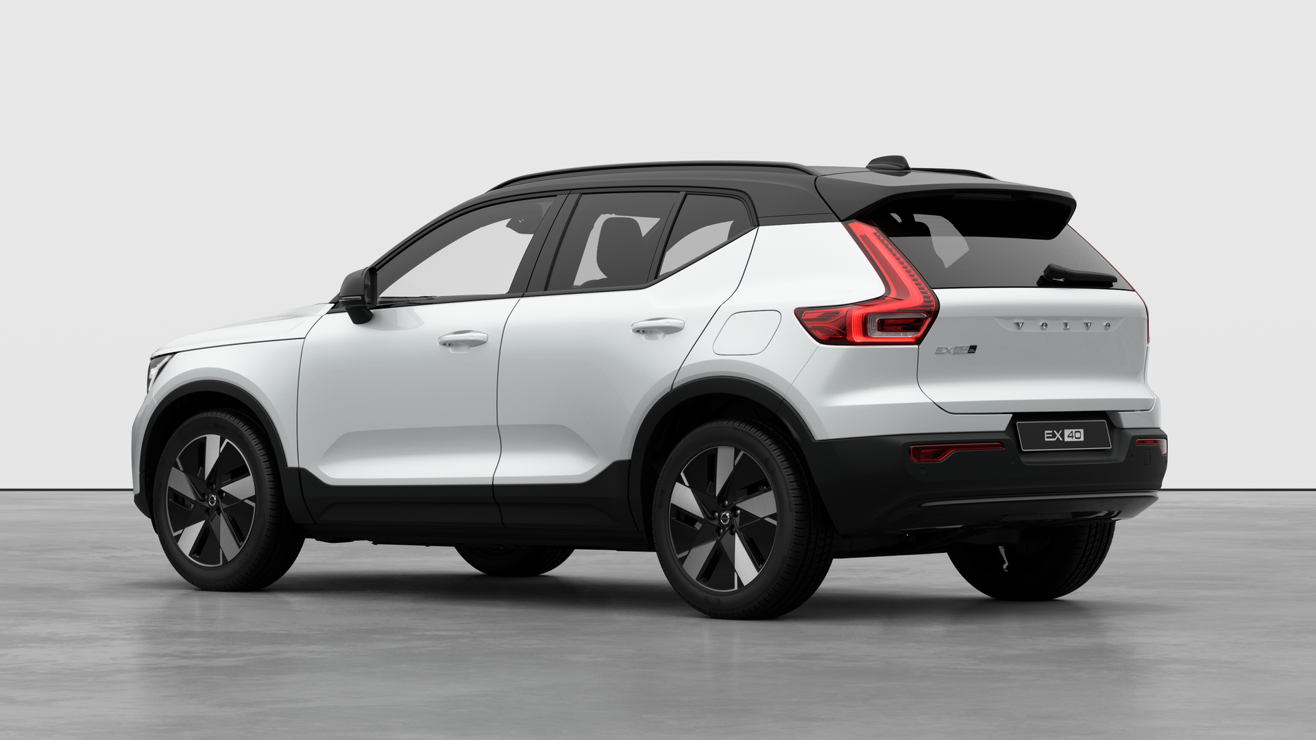  VOLVO EX40 300kW Twin Motor Plus 82kWh 5dr AWD Auto 4262783