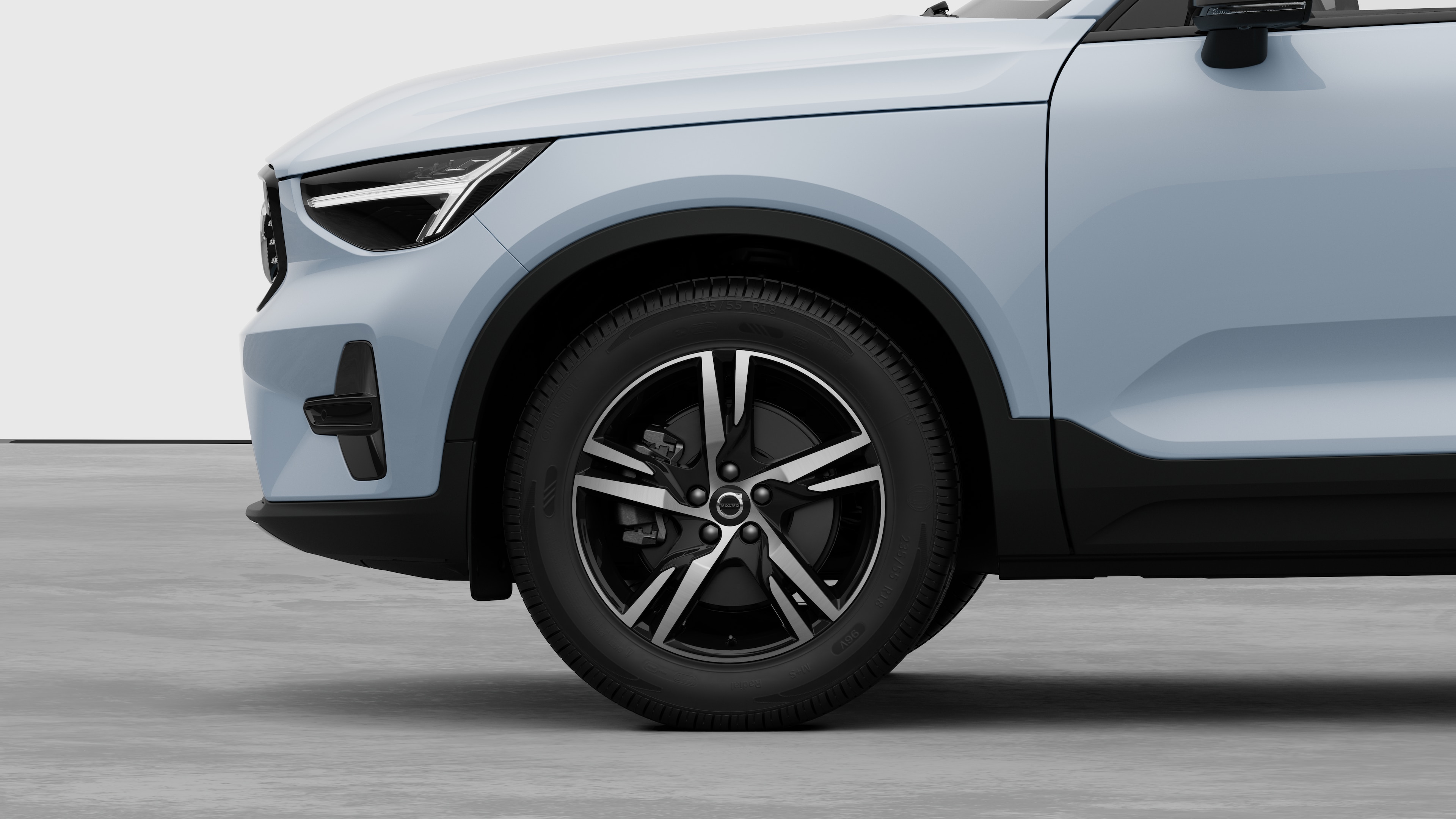 Exterior details frontrim