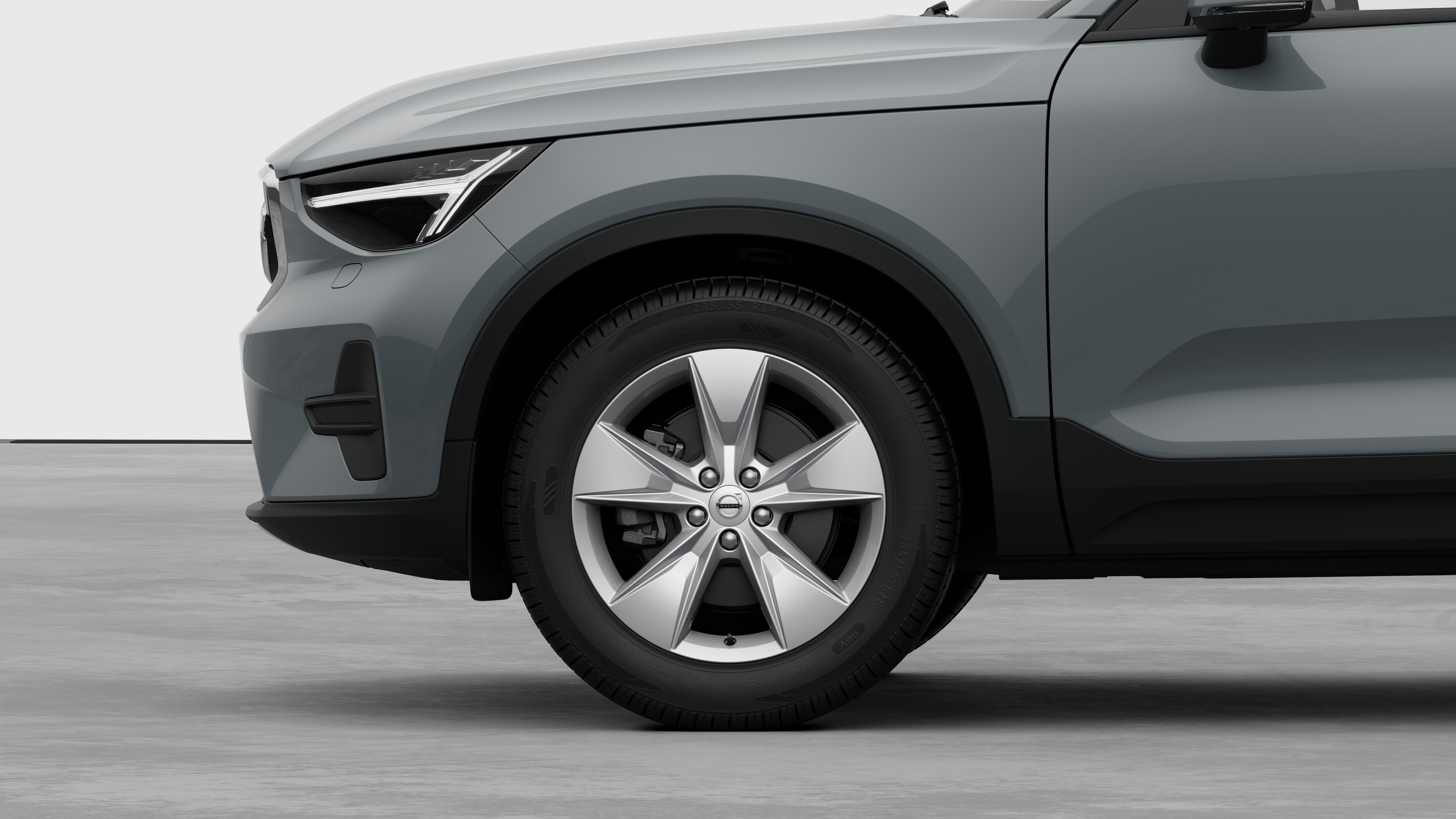 Exterior details frontrim