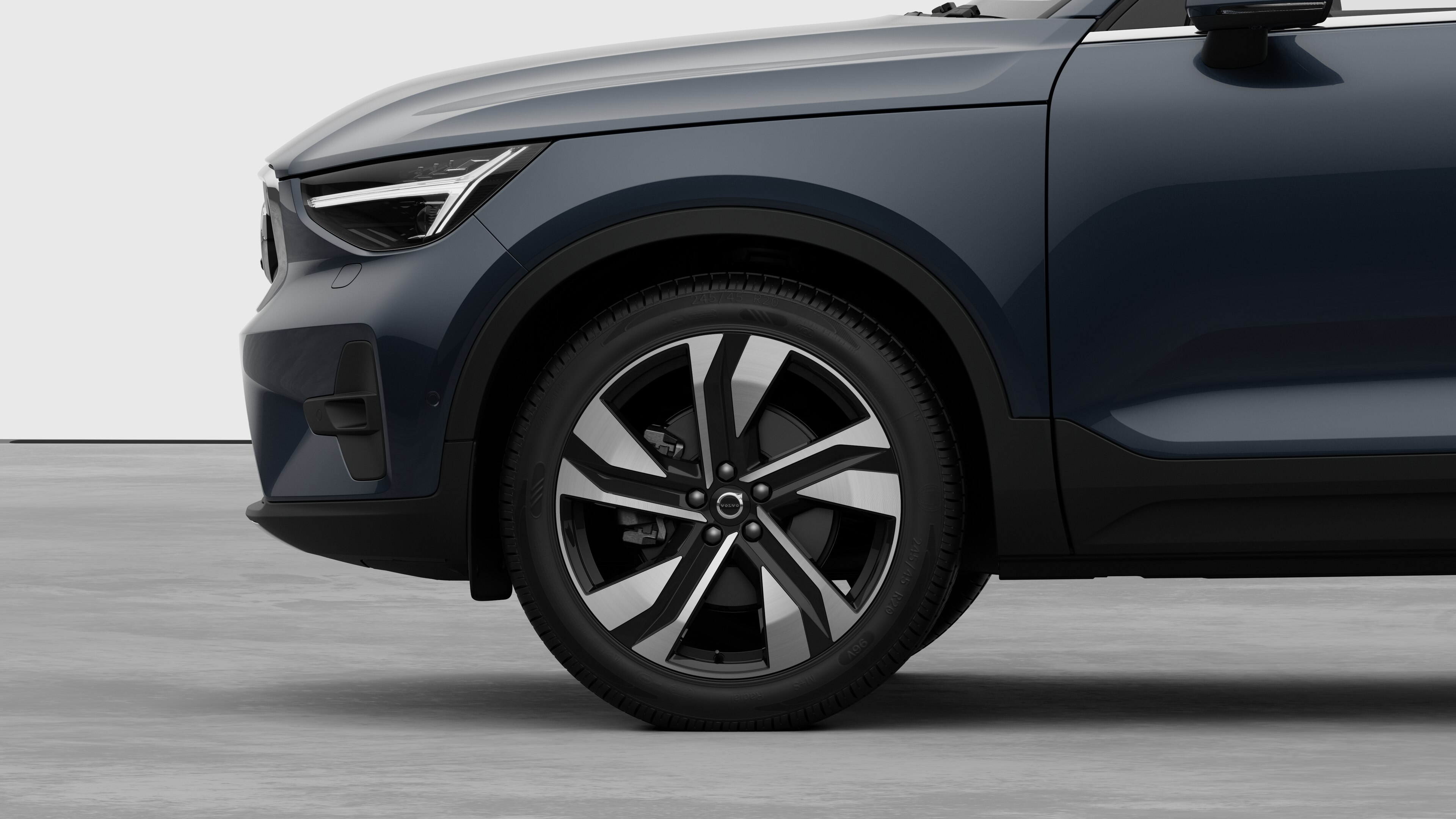 Exterior details frontrim