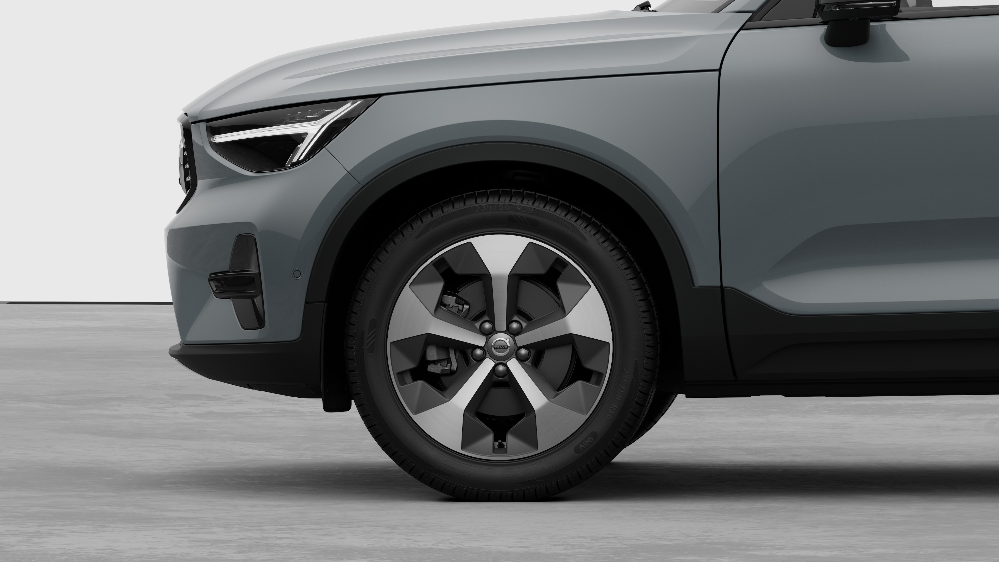 Exterior details frontrim