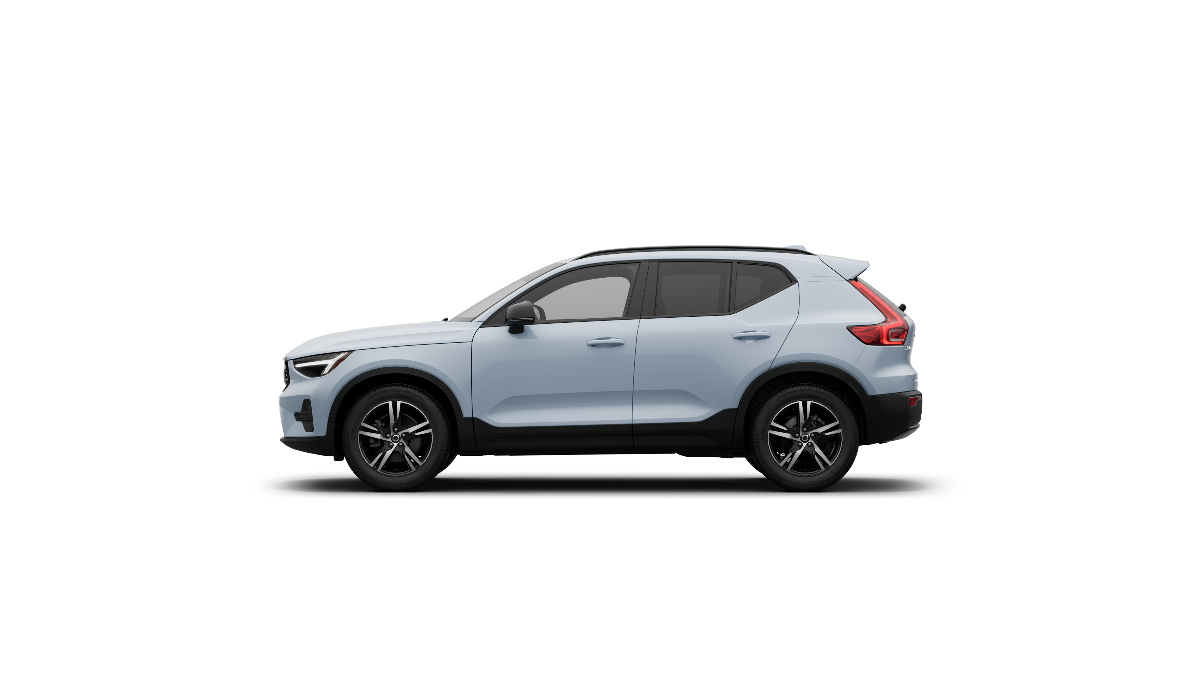 A sideview of a XC40 Gas (mild hybrid)