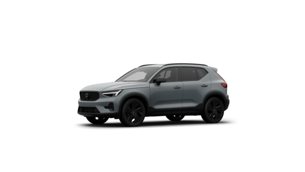 A Volvo külseje háromnegyed nézet egy egyszerű stúdió háttérben.