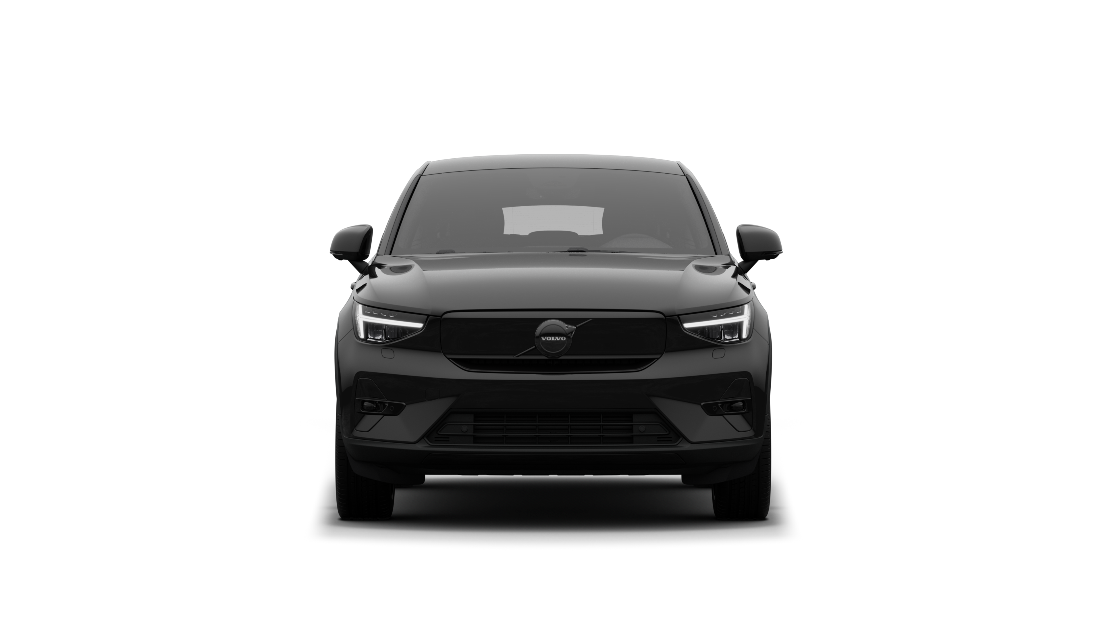 Vy framifrån av en Volvobil i en vanlig studiobakgrund.