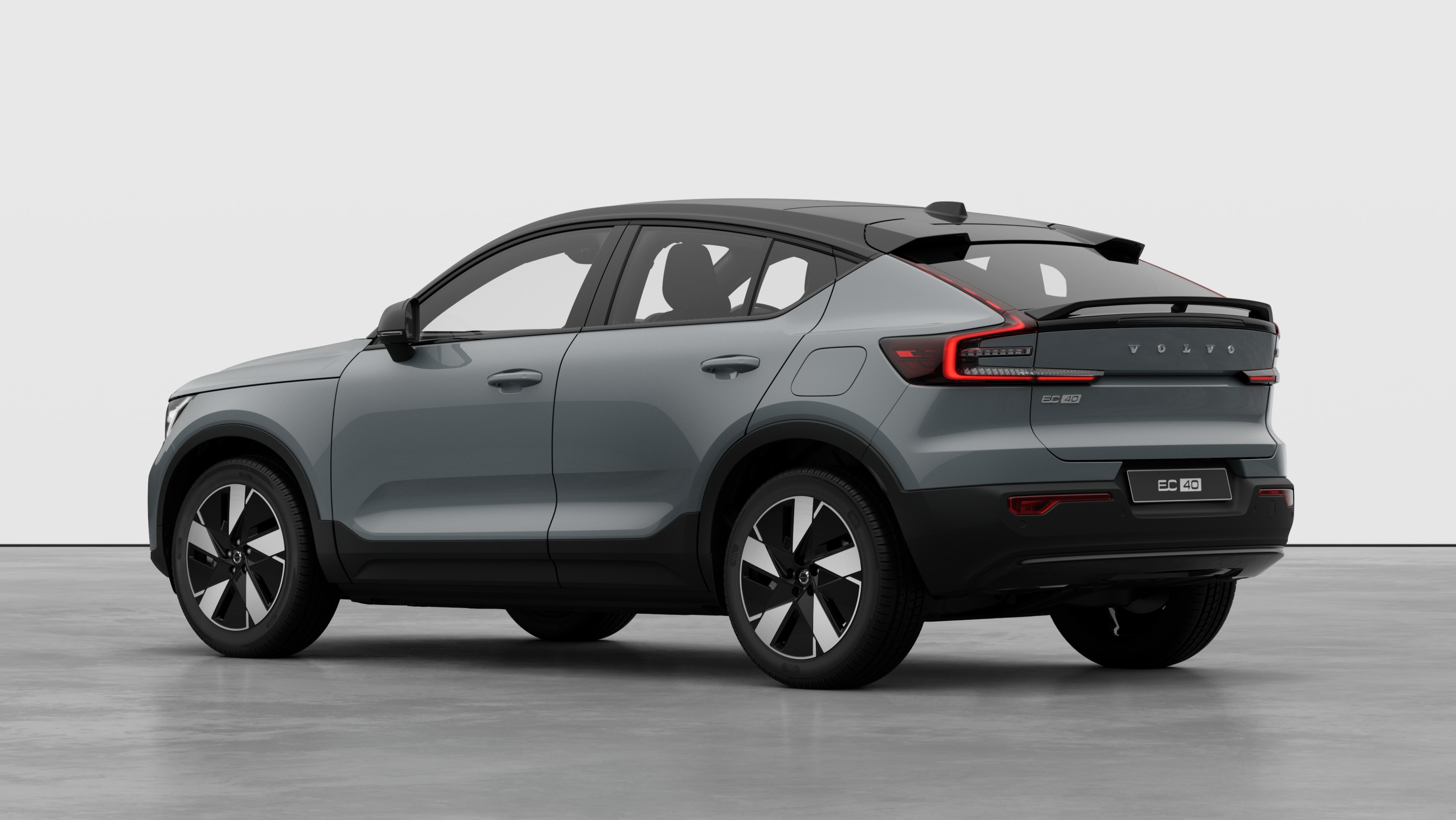 Exterior studio three quarters rear left