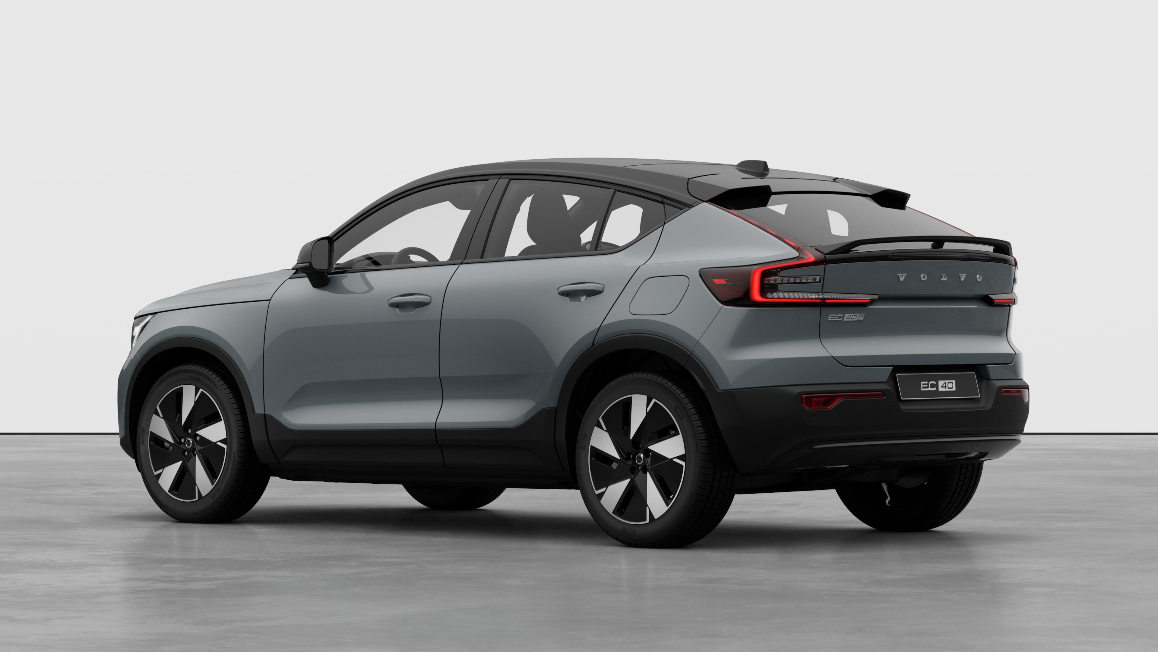 Exterior studio three quarters rear left