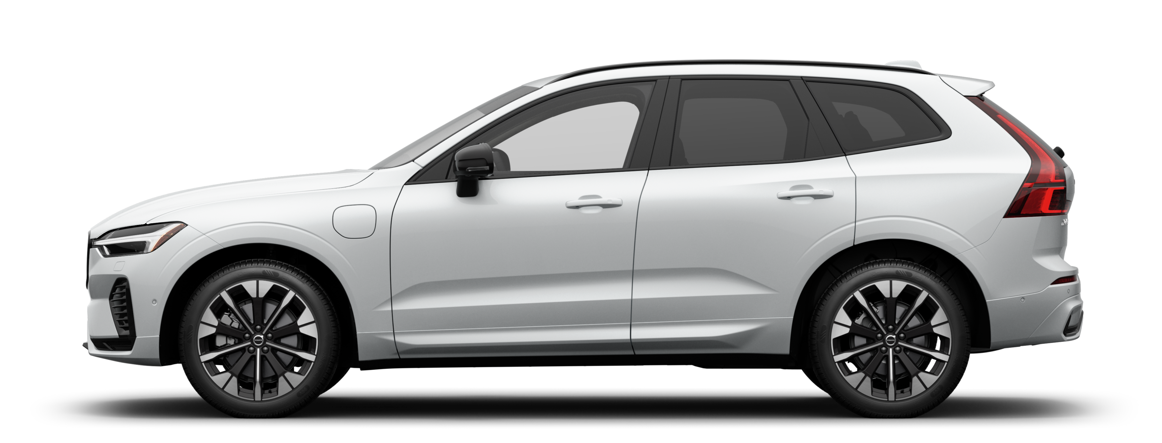 A sideview of a XC60 Plug-in hybrid