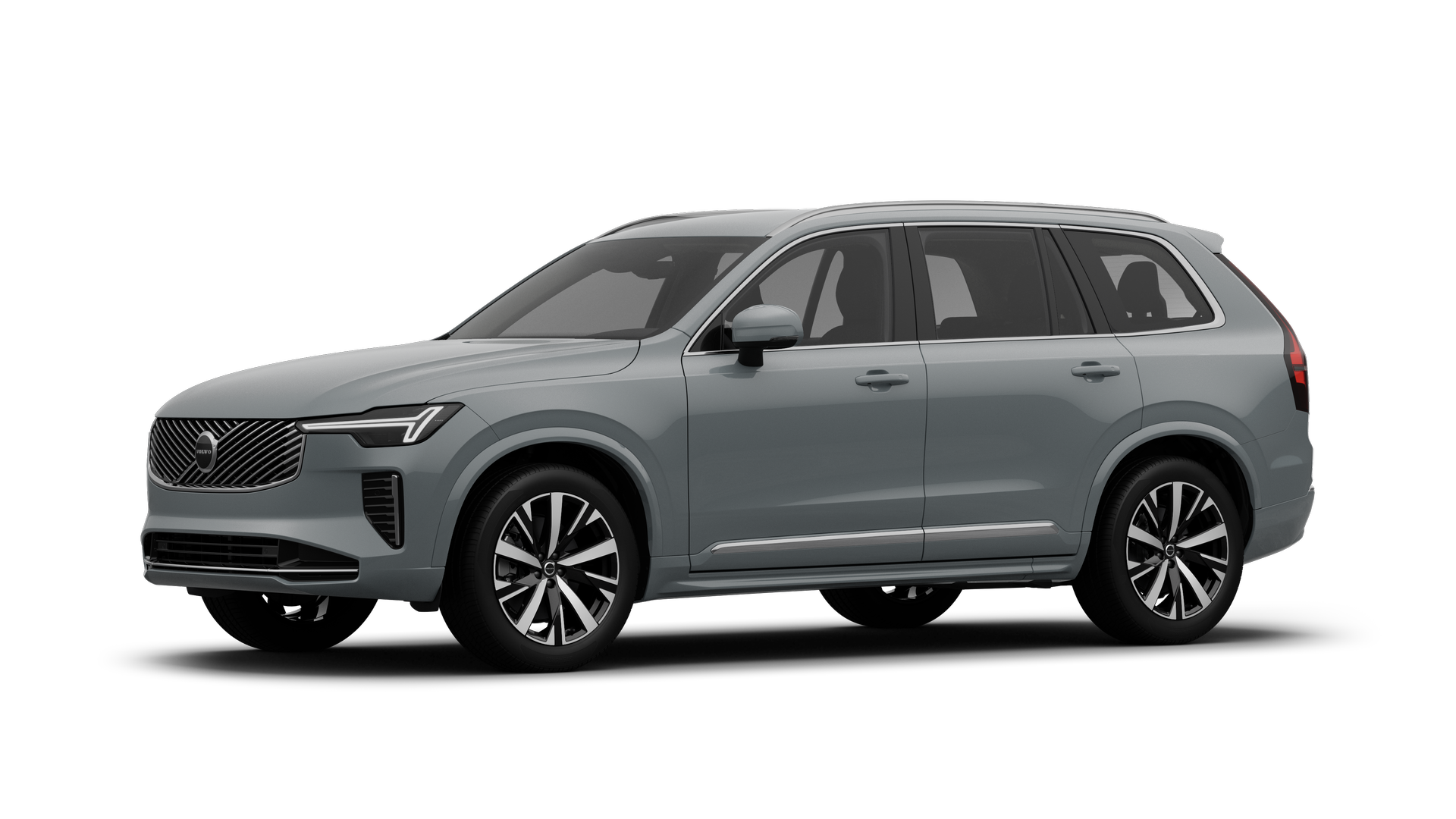 Extérieur d’une Volvo vue de trois quarts, fond de studio uni.