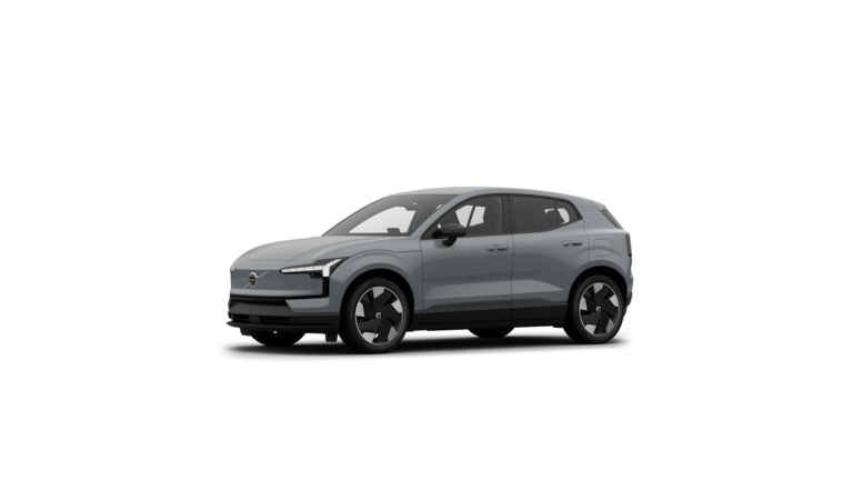 Driekwart aanzicht van de buitenkant van een Volvo in een effen studioachtergrond.