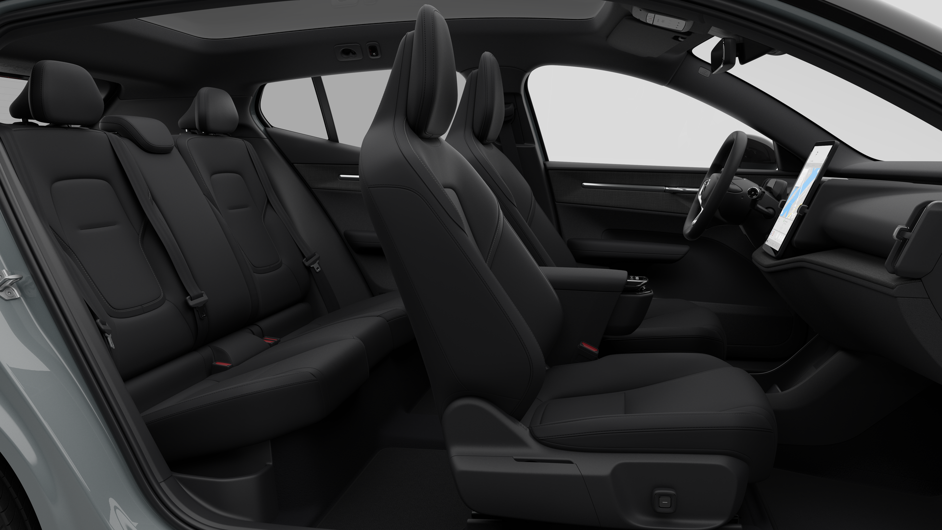 Vue latérale de l’intérieur d’une Volvo montrant les sièges avant, les sièges passager arrière, le volant, le tableau de bord et la console centrale, sur fond de studio.