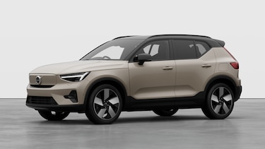 Exterior Studio Three Quarters Front Left