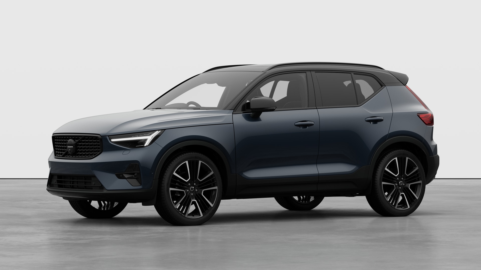  VOLVO XC40 2.0 B4P Ultra Black Edition 5dr Auto