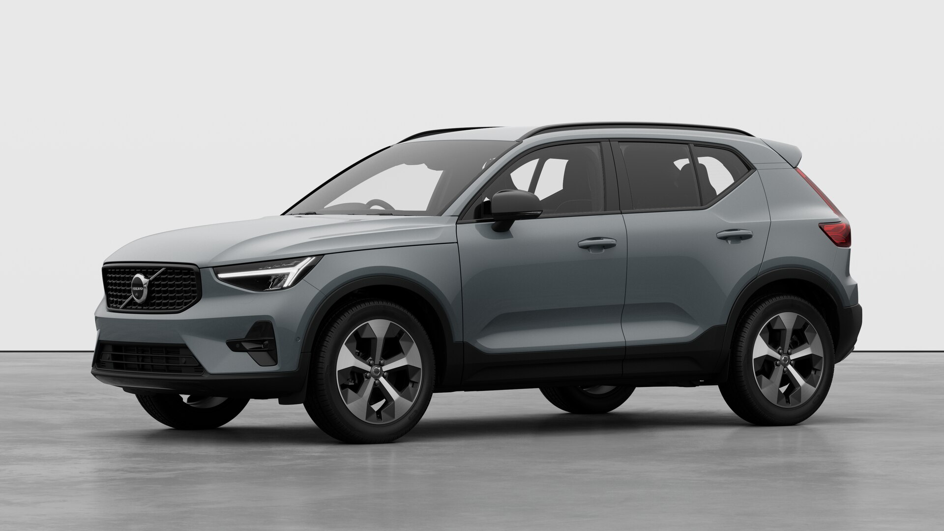  VOLVO XC40 2.0 B3P Plus Dark 5dr Auto