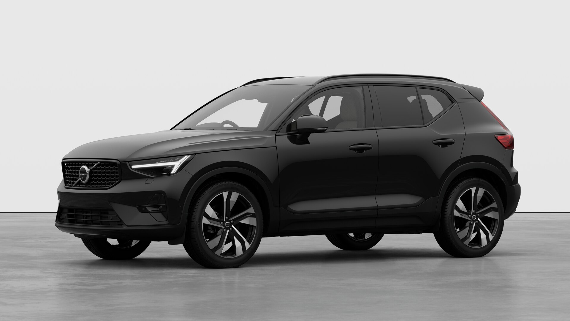  VOLVO XC40 2.0 B4P Plus Dark 5dr Auto